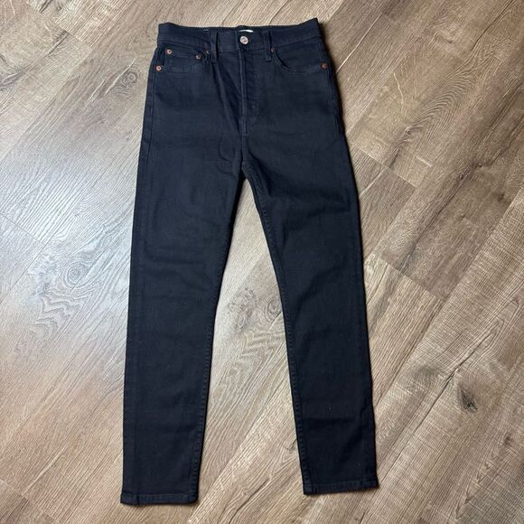 Re/Done | High Rise‎ Crop Button Fly Black Jeans - Picture 7 of 13